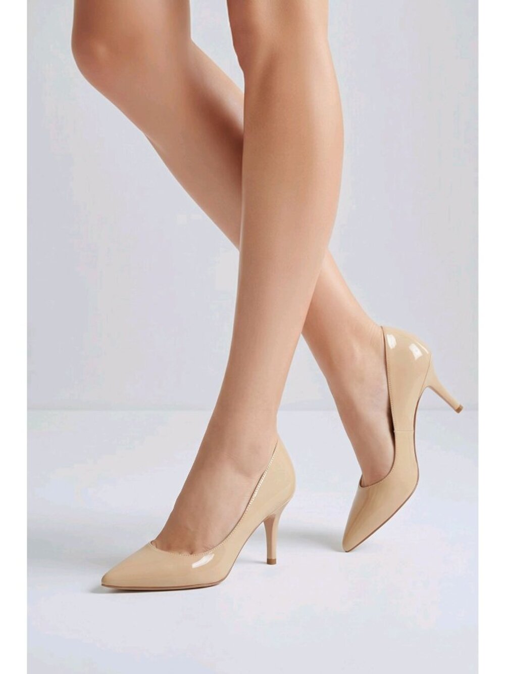 Nine West Nude Patent Leather Pointed-Toe Kitten Heels (SKU#2154)